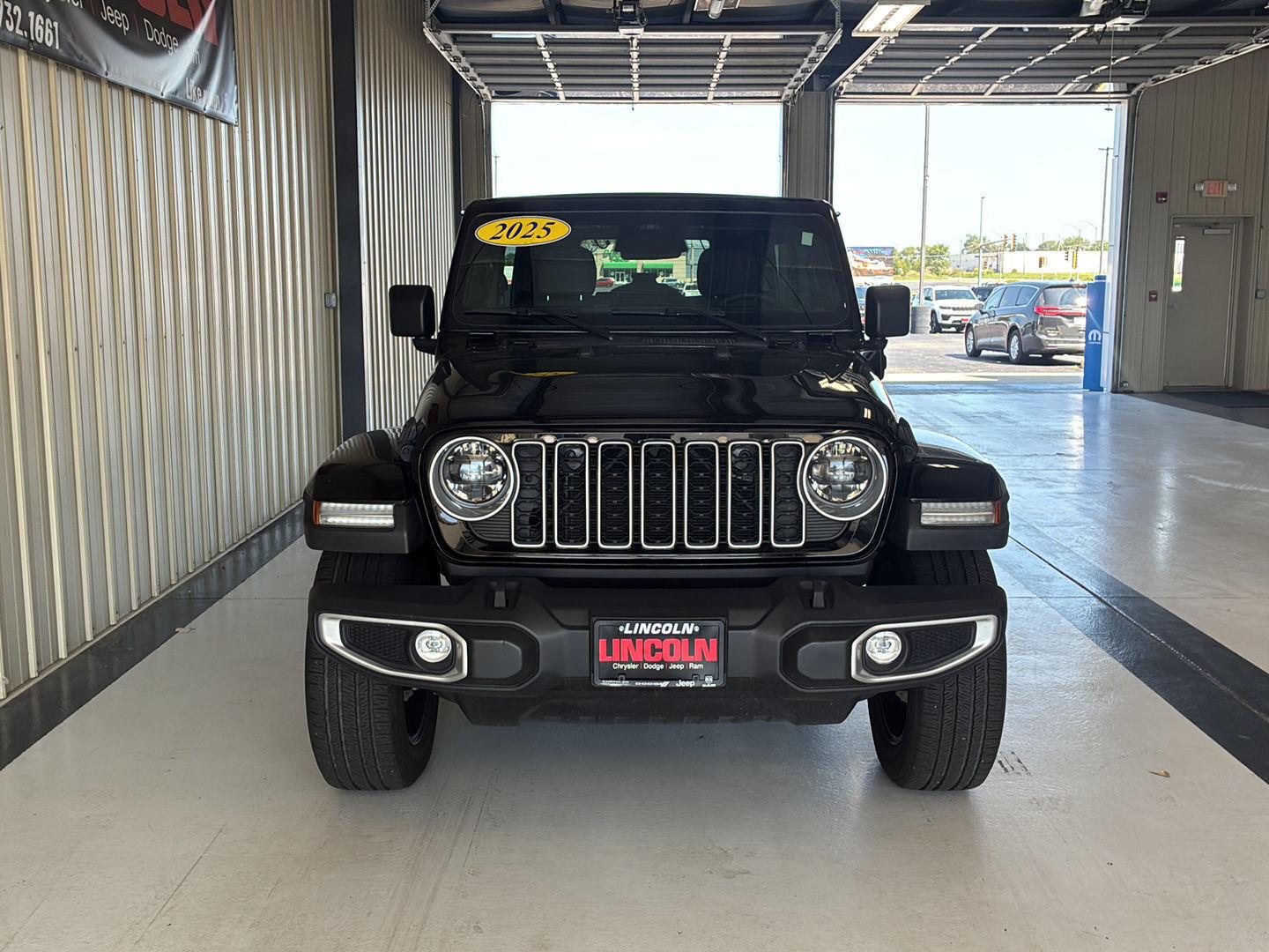 View vehicle photo 6