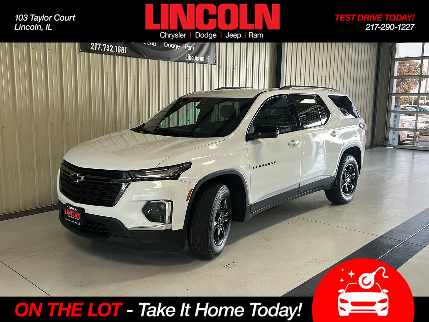 White 2024 Chevrolet Traverse SUV / Crossover Front-Wheel Drive