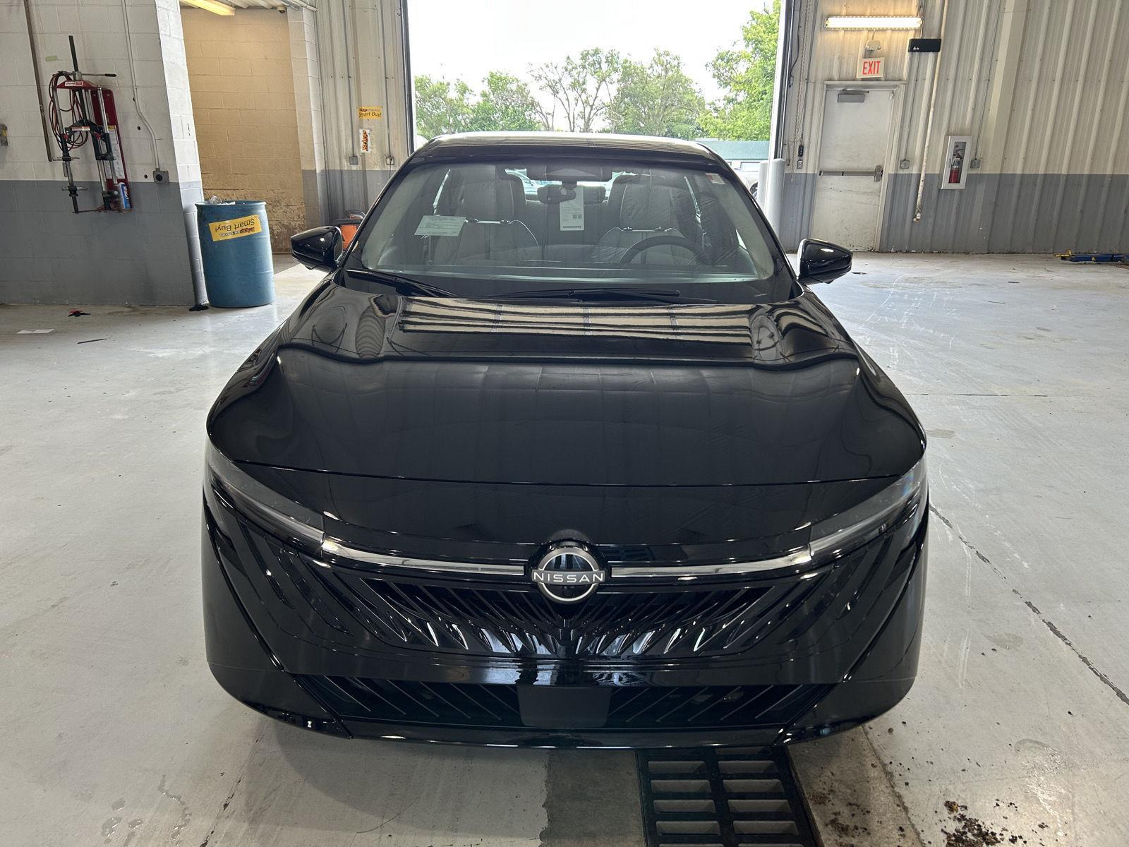 Super Black 2026 Nissan Sentra Sedan Front-Wheel Drive Continuously Variable Transmission