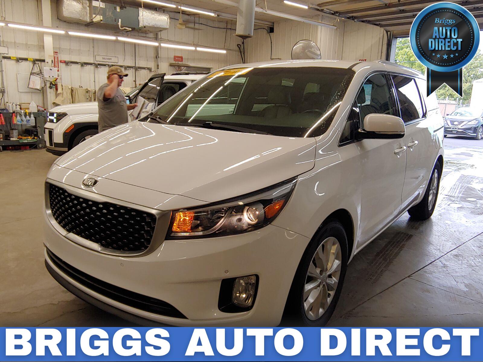 Snow White Pearl 2018 Kia Sedona Minivan Front-Wheel Drive Automatic
