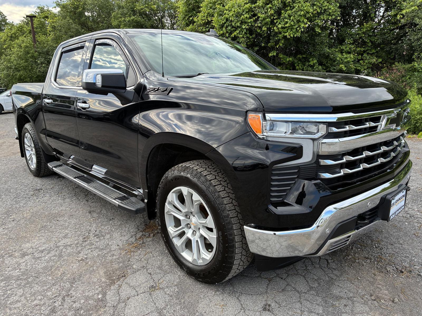  2023 Chevrolet Silverado 1500 LTZ Crew Cab 4WD Pickup Truck Four-Wheel Drive 