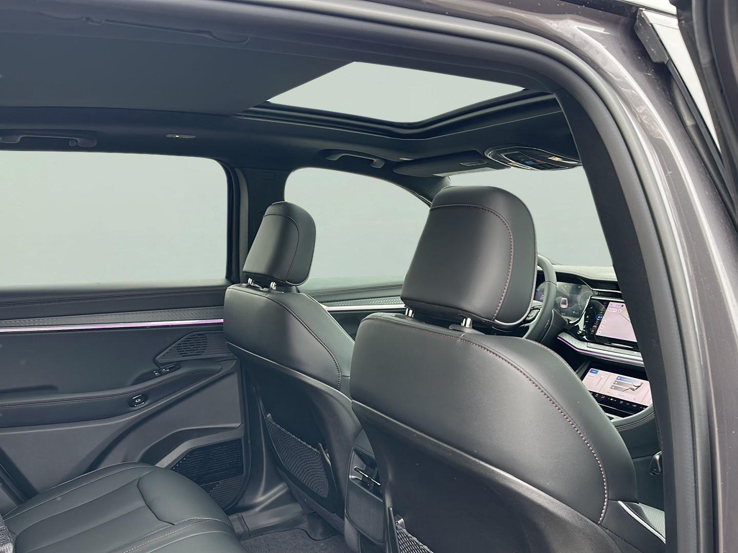 2025 Jeep Wagoneer S Limited - Photo 30