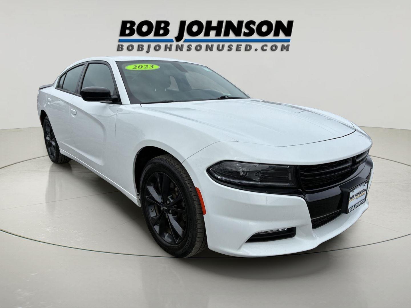 White Knuckle Clearcoat 2023 Dodge Charger SXT AWD Sedan All-Wheel Drive 8-Speed Automatic