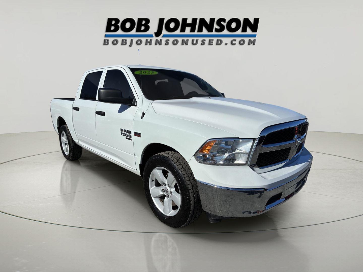 Bright White 2023 RAM 1500 Classic SLT Crew Cab 4WD Pickup Truck Four-Wheel Drive 8-Speed Automatic