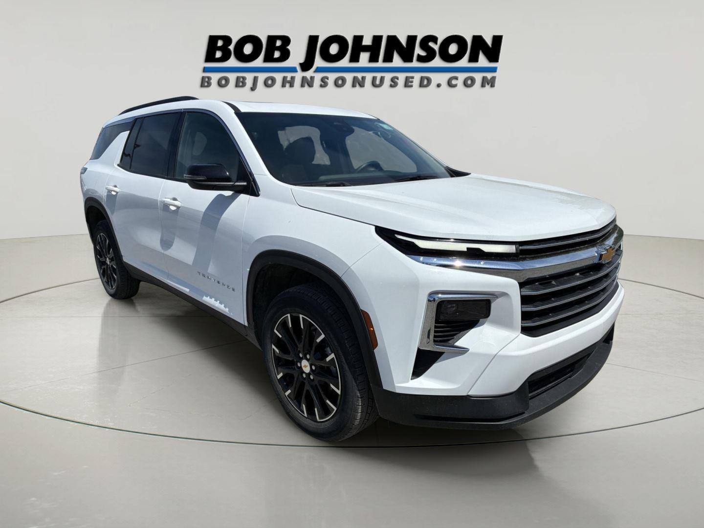 Summit White 2025 Chevrolet Traverse LT AWD SUV / Crossover Four-Wheel Drive 8-Speed Automatic