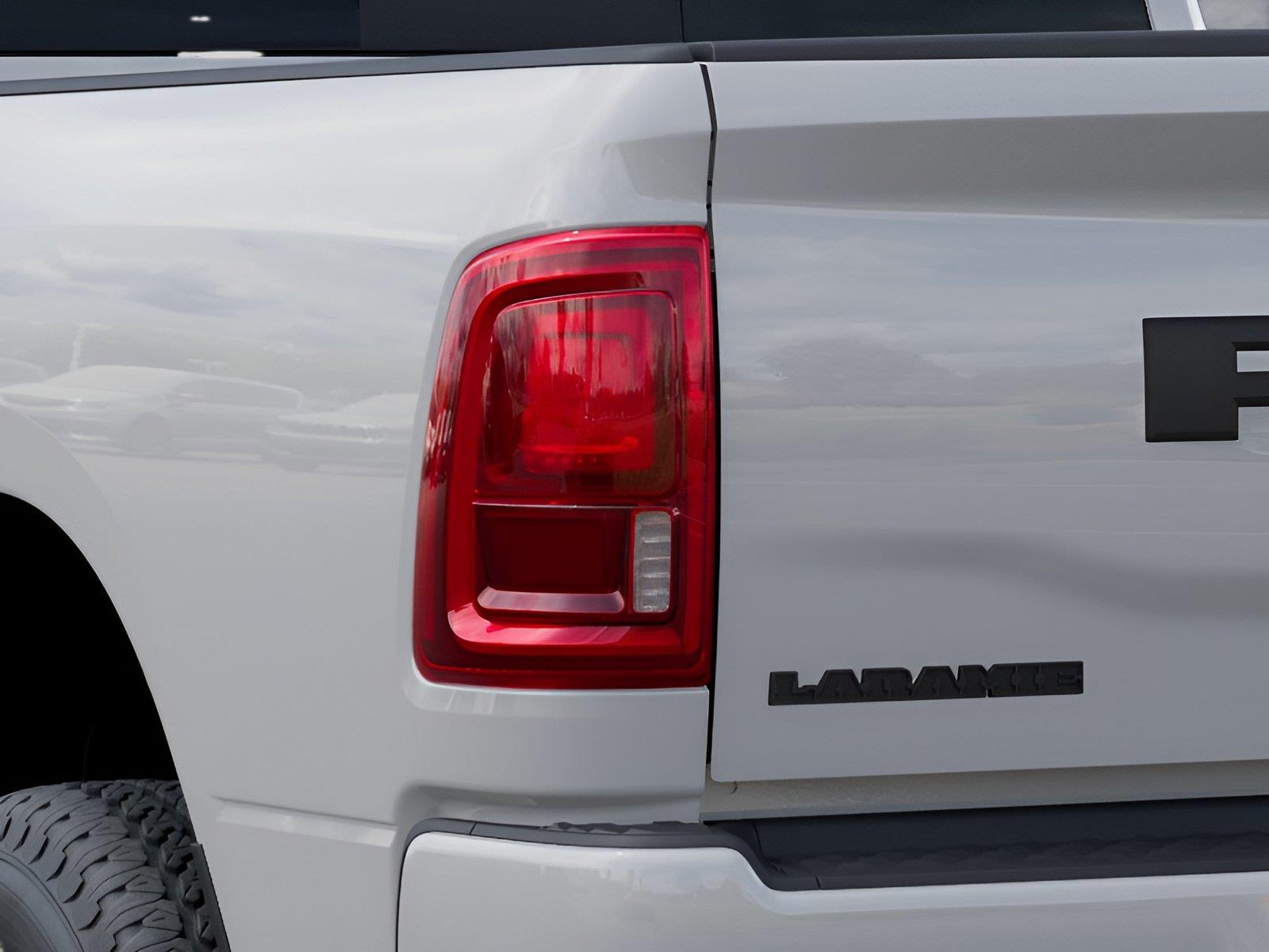 2025 RAM 2500 Laramie - Photo 9