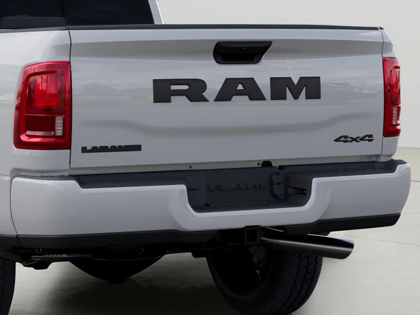 2025 RAM 2500 Laramie - Photo 13