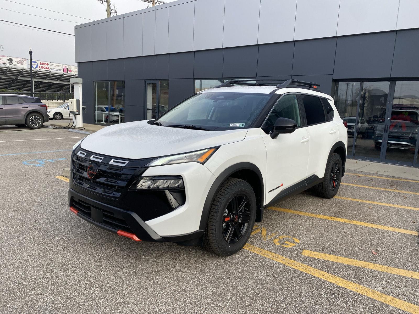Everest White Pearl Tricoat 2026 Nissan Rogue SUV / Crossover All-Wheel Drive Continuously Variable Transmission