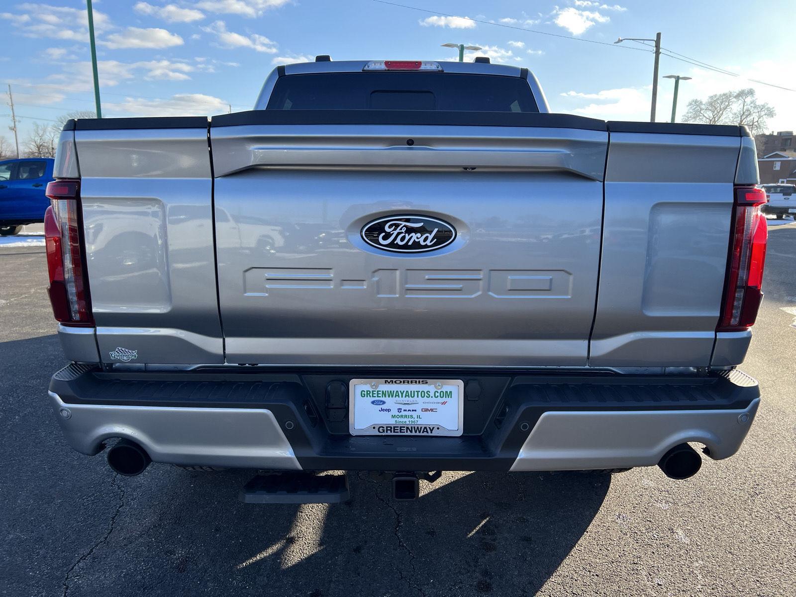 View vehicle photo 7