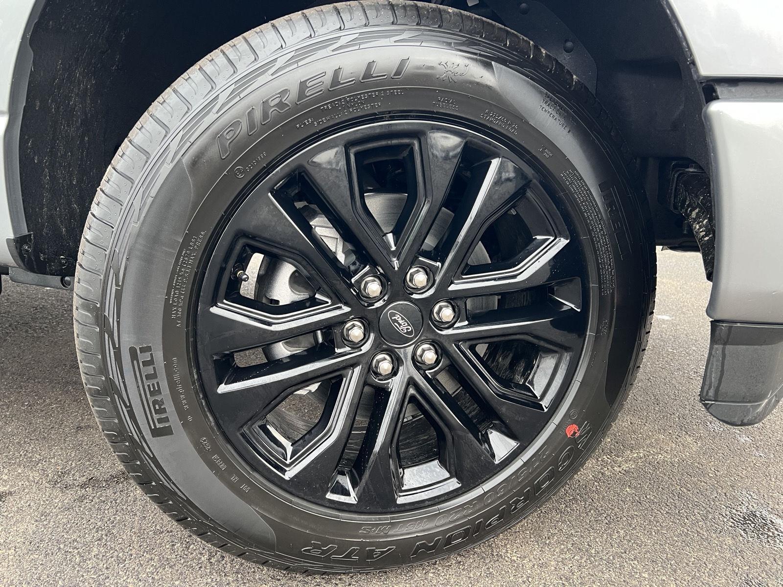 View vehicle photo 2