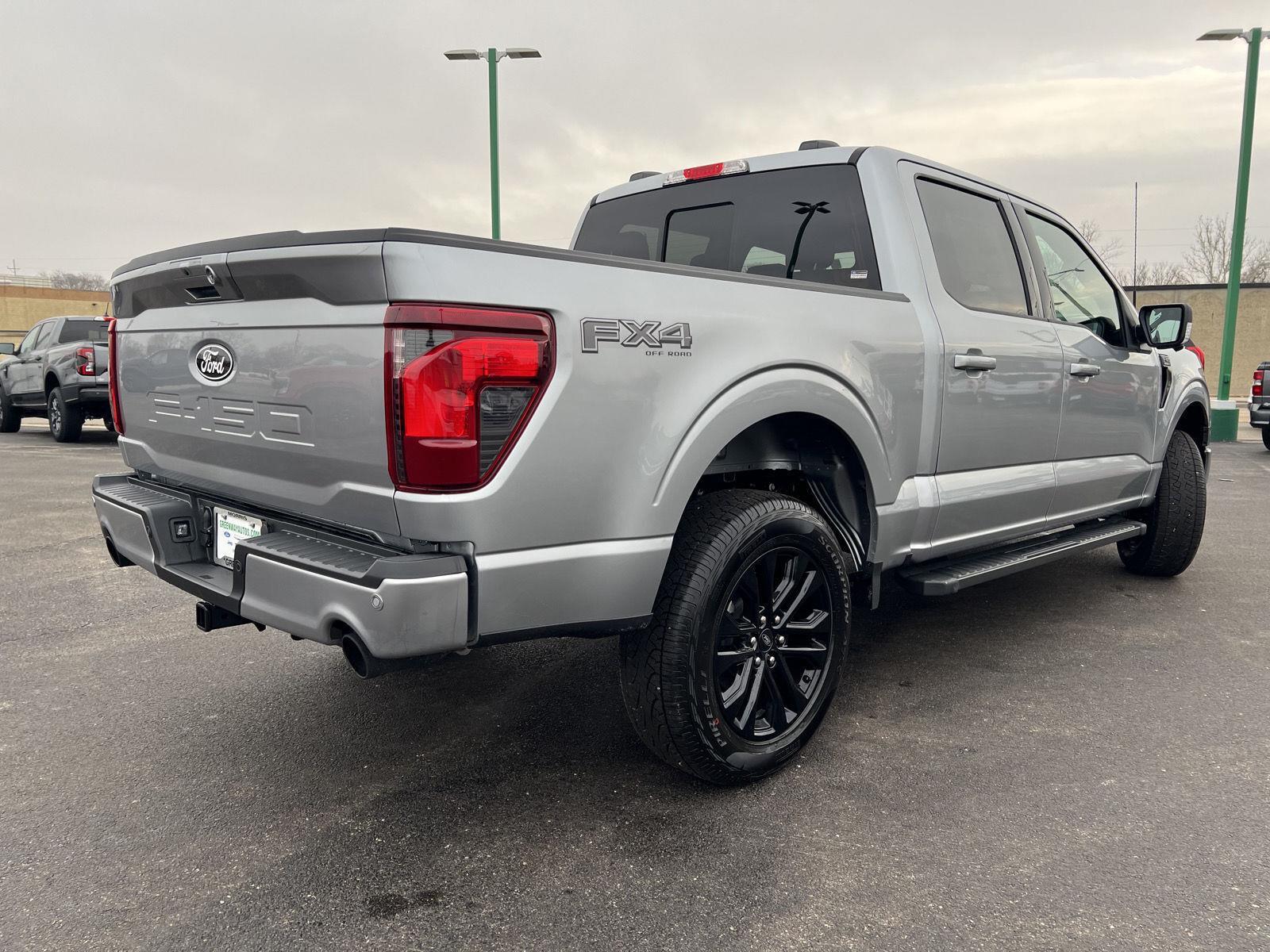 View vehicle photo 5