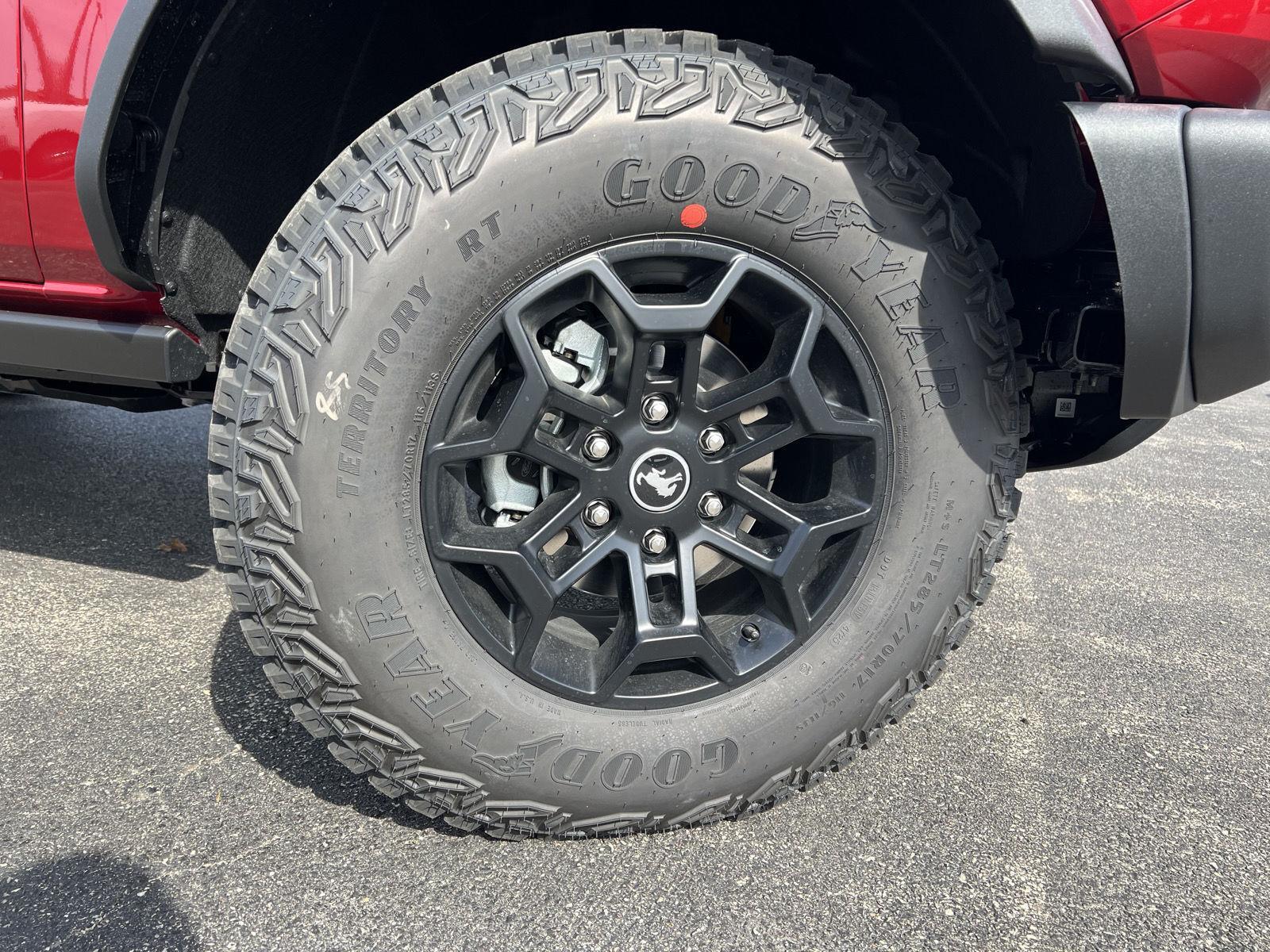 View vehicle photo 2