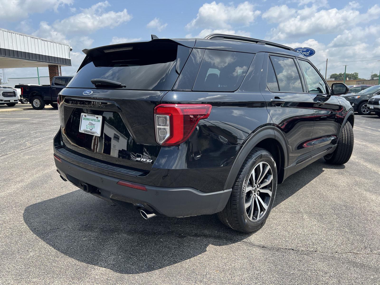 View vehicle photo 5