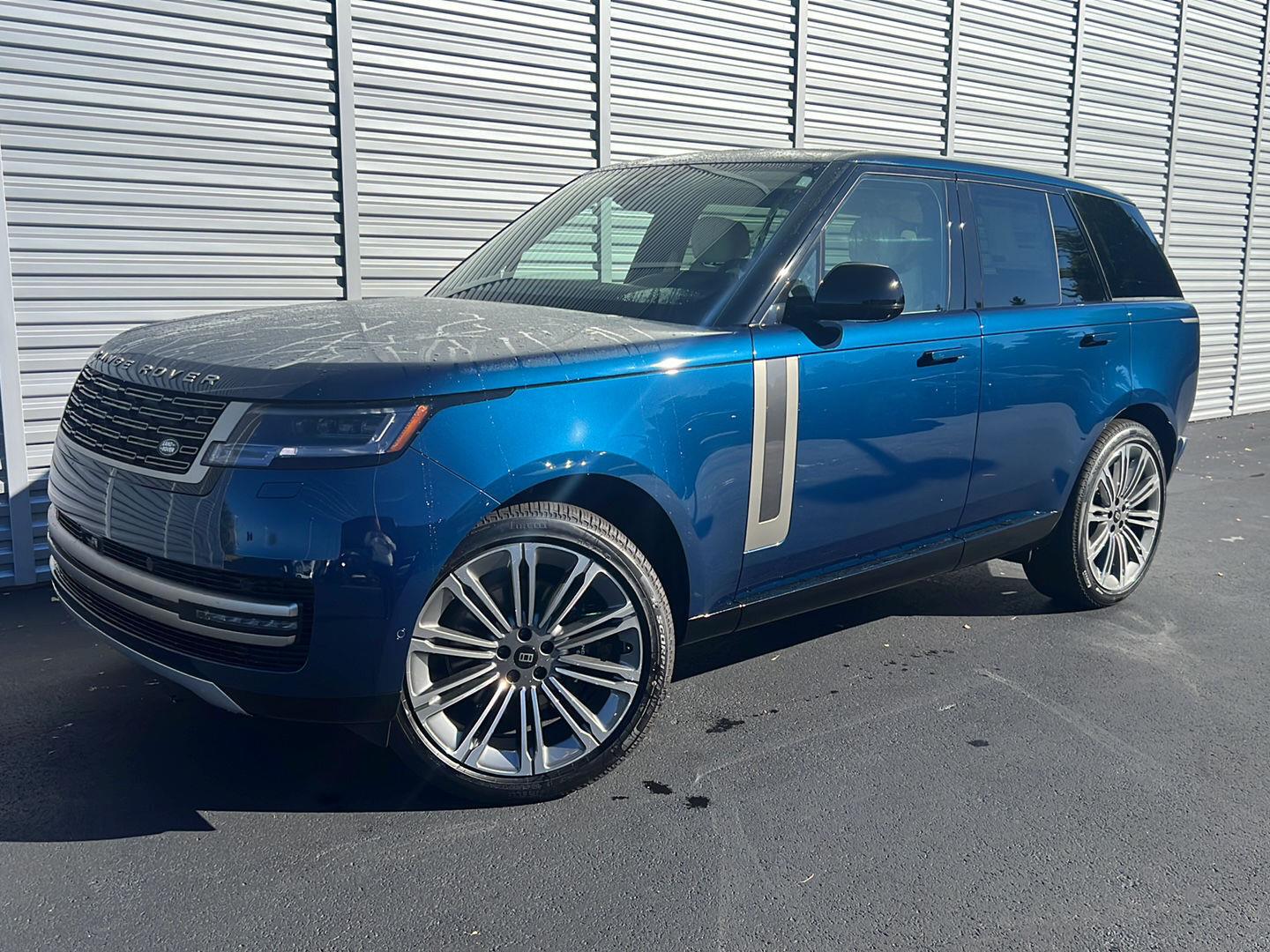 Petrolix Blue SV Bespoke Ultra Metallic Gloss 2027 Land Rover Range Rover SUV / Crossover All-Wheel Drive Automatic