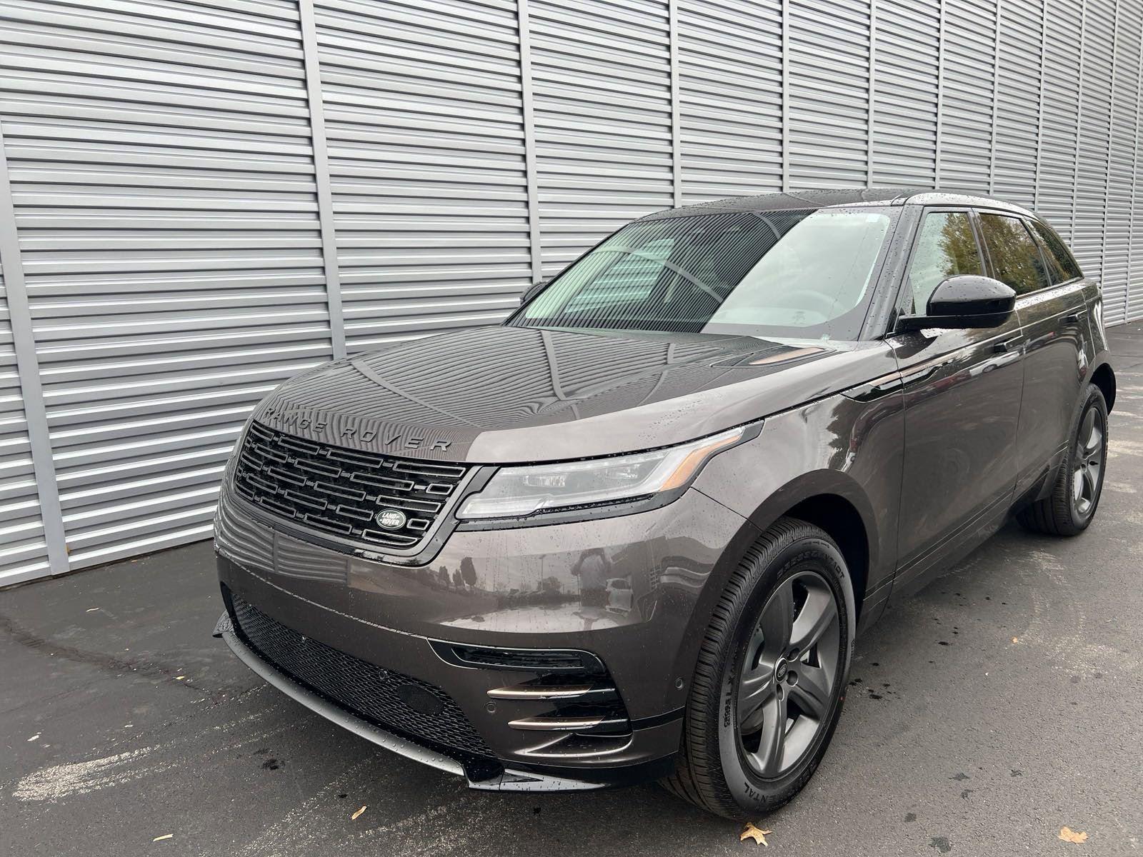 Gray (Charente Grey Premium Metallic) 2025 Land Rover Range Rover Velar P400 Dynamic SE AWD SUV / Crossover All-Wheel Drive Automatic
