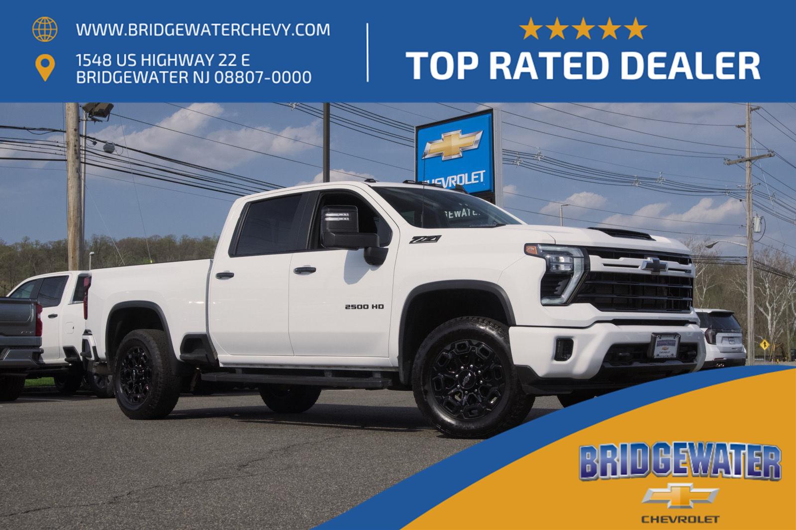 Summit White 2024 Chevrolet Silverado 2500HD LT Crew Cab 4WD Pickup Truck Four-Wheel Drive Automatic