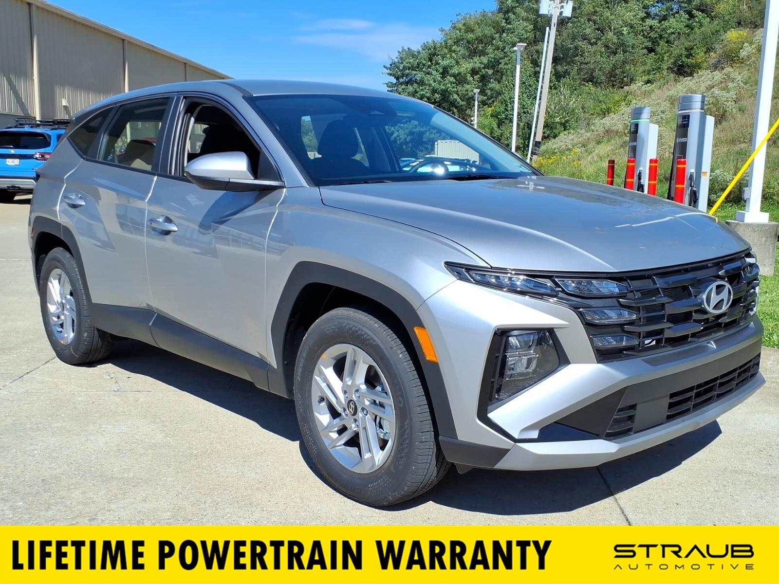 Shimmering Silver 2026 Hyundai Tucson SUV / Crossover Front-Wheel Drive Automatic