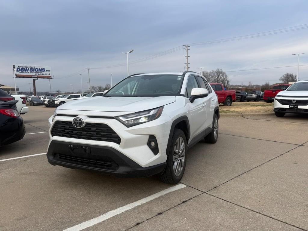 2025 Toyota RAV4 XLE Premium AWD