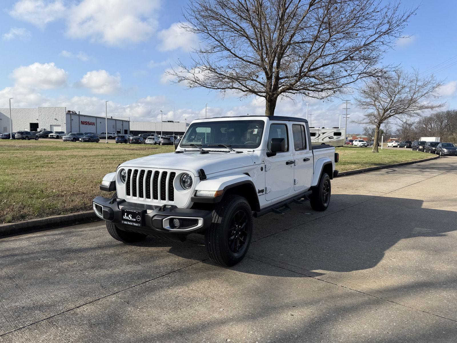 2023 Jeep Gladiator Sport S Crew Cab 4WD