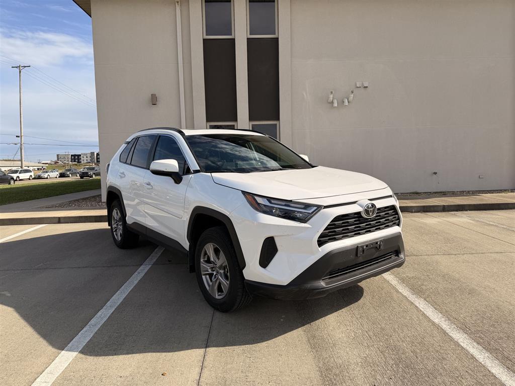 Ice Cap 2025 Toyota RAV4 XLE AWD SUV / Crossover All-Wheel Drive 8-Speed Automatic