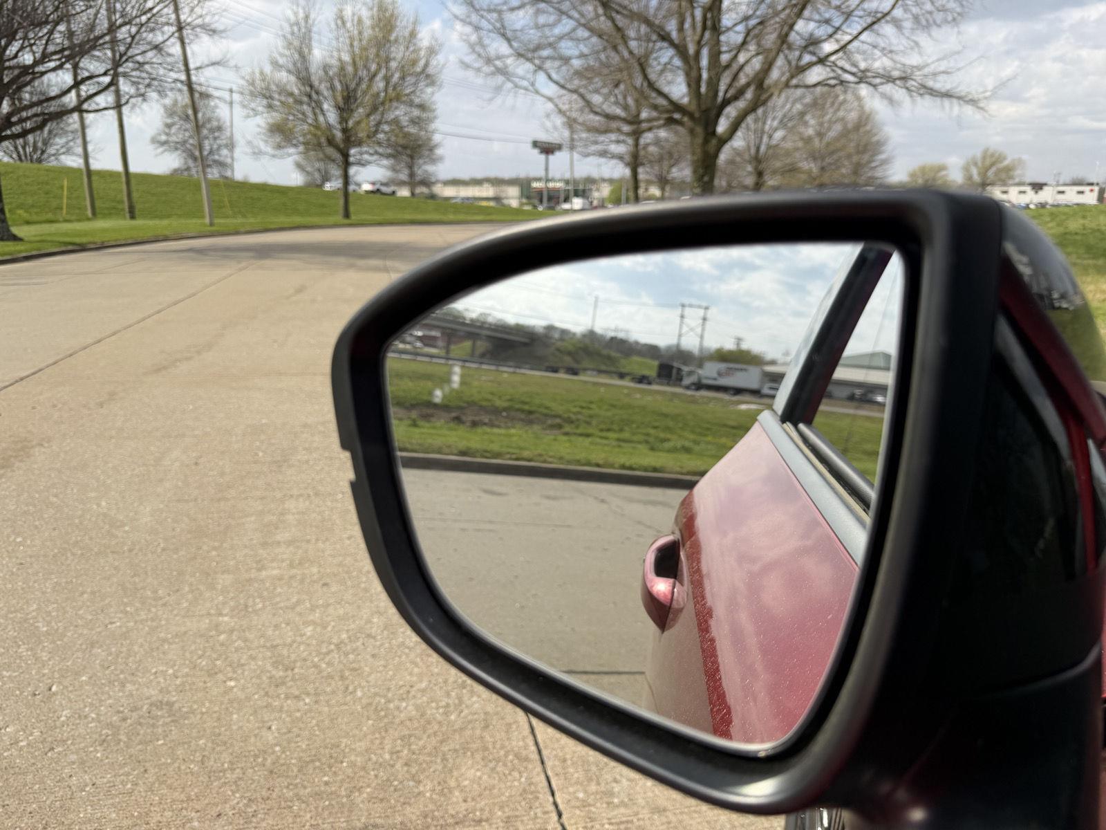 View vehicle photo 7