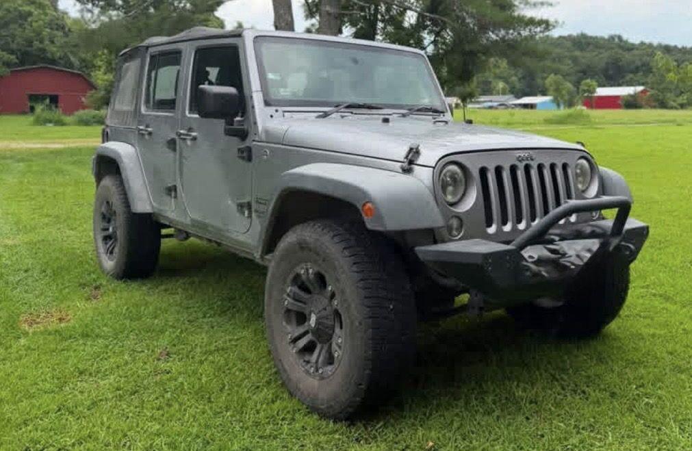 Billet Metallic Clearcoat 2014 Jeep Wrangler SUV / Crossover Four-Wheel Drive 6-Speed Manual
