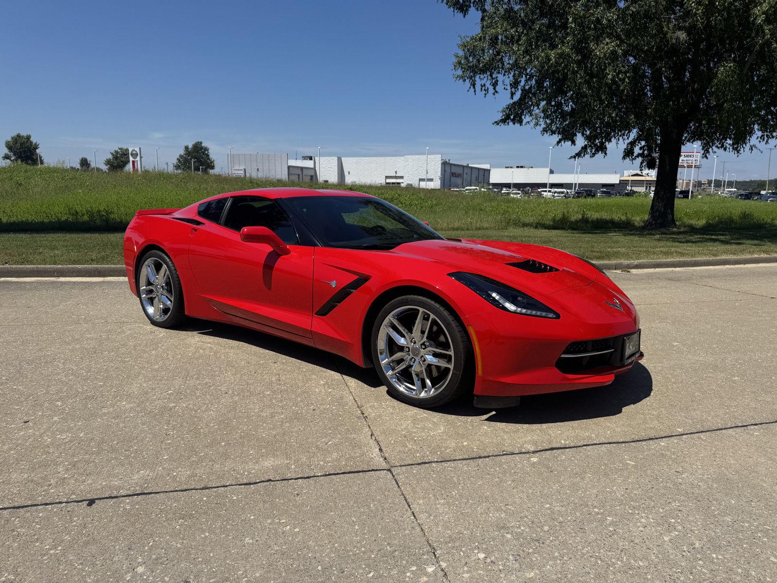Torch Red 2016 Chevrolet Corvette Coupe Rear-Wheel Drive 8-Speed Automatic