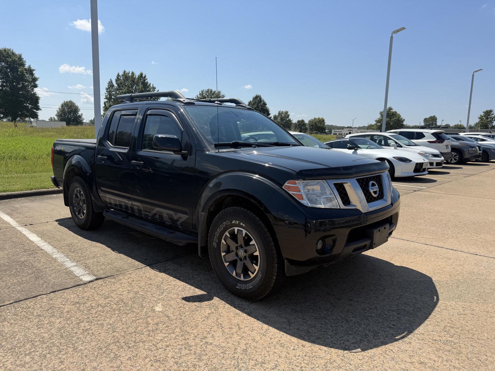 2020 Nissan Frontier Gris (Magnetic Black Pearl) Camioneta Todo terreno Automática