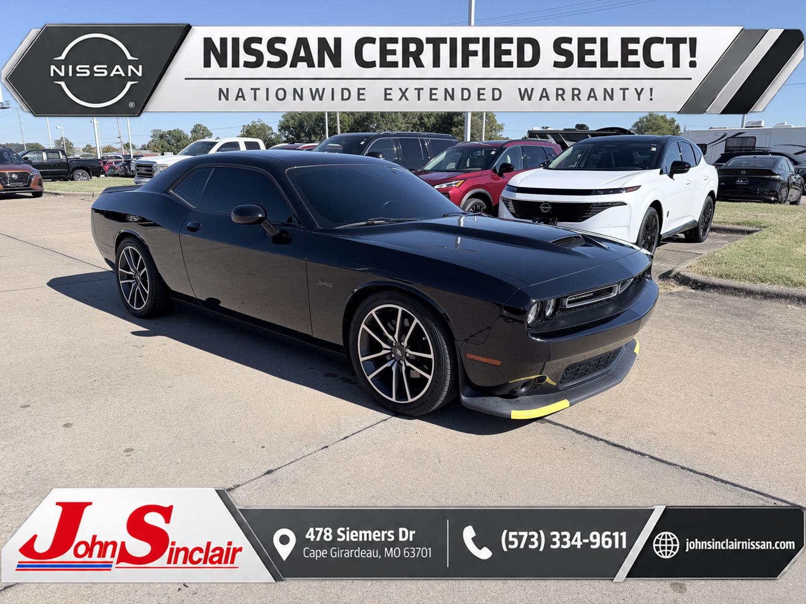 Pitch Black Clearcoat 2023 Dodge Challenger Coupe Rear-Wheel Drive 6-Speed Manual