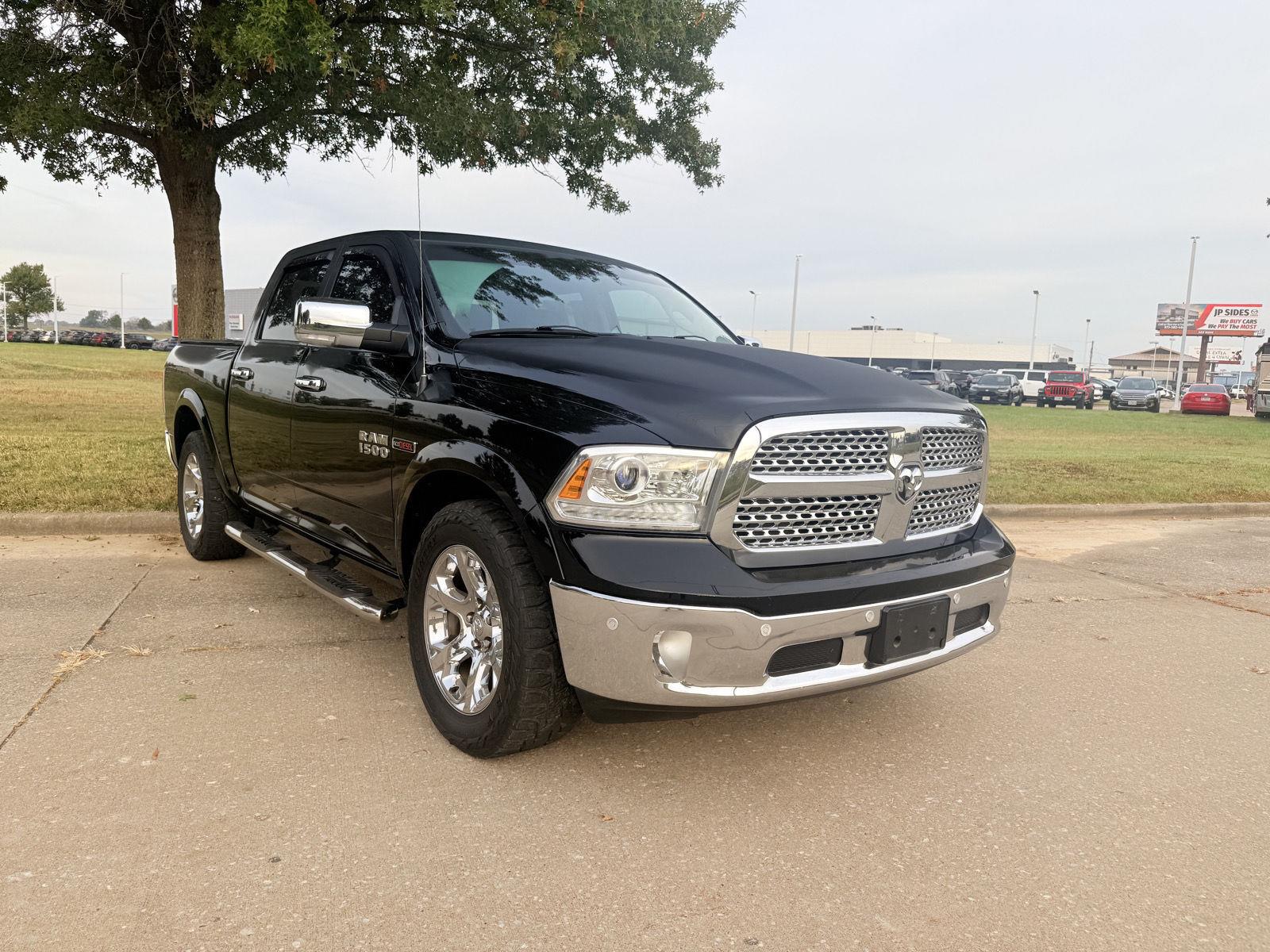 2014 RAM 1500 Laramie Crew Cab 4WD