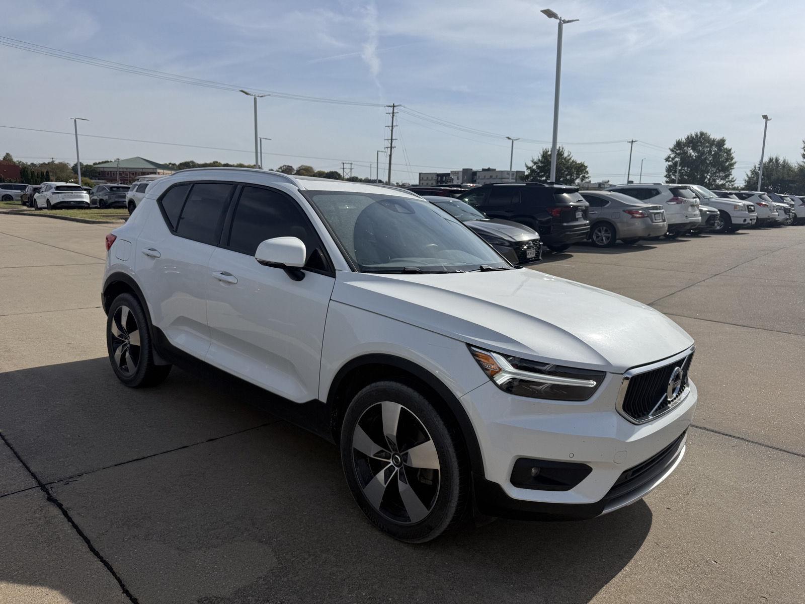 2021 Volvo XC40 SUV / Crossover All-Wheel Drive