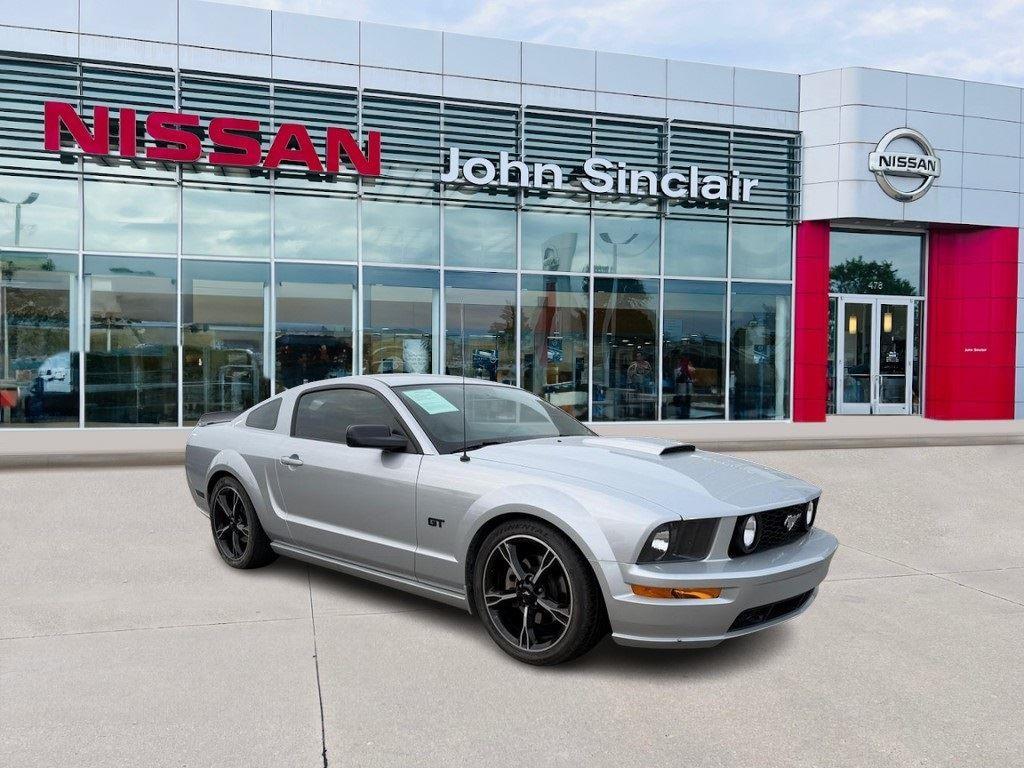 2007 Ford Mustang GT Premium Coupe RWD