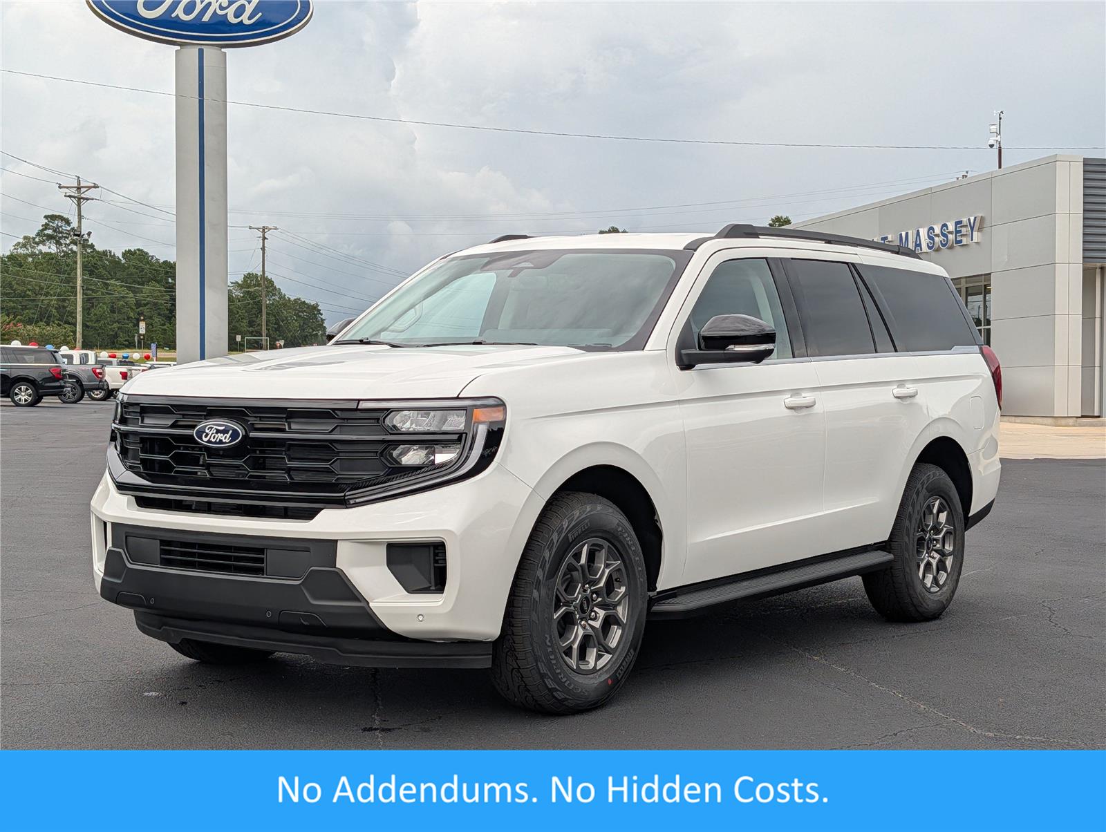 Star White Metallic Tri-Coat 2027 Ford Expedition SUV / Crossover Four-Wheel Drive Automatic