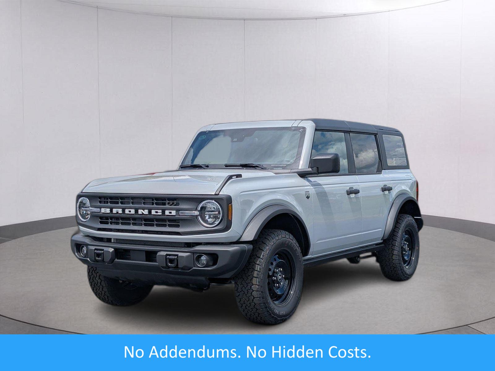 Avalanche Gray 2026 Ford Bronco SUV / Crossover Four-Wheel Drive 7-Speed Manual