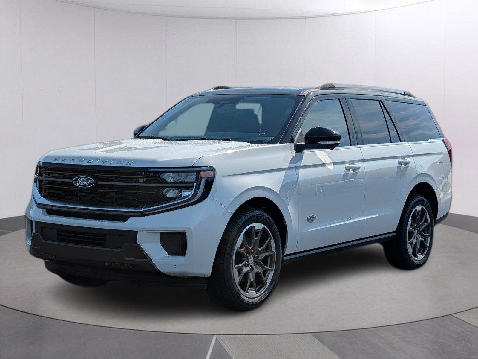 Star White Metallic Tri-Coat 2027 Ford Expedition SUV / Crossover Four-Wheel Drive Automatic