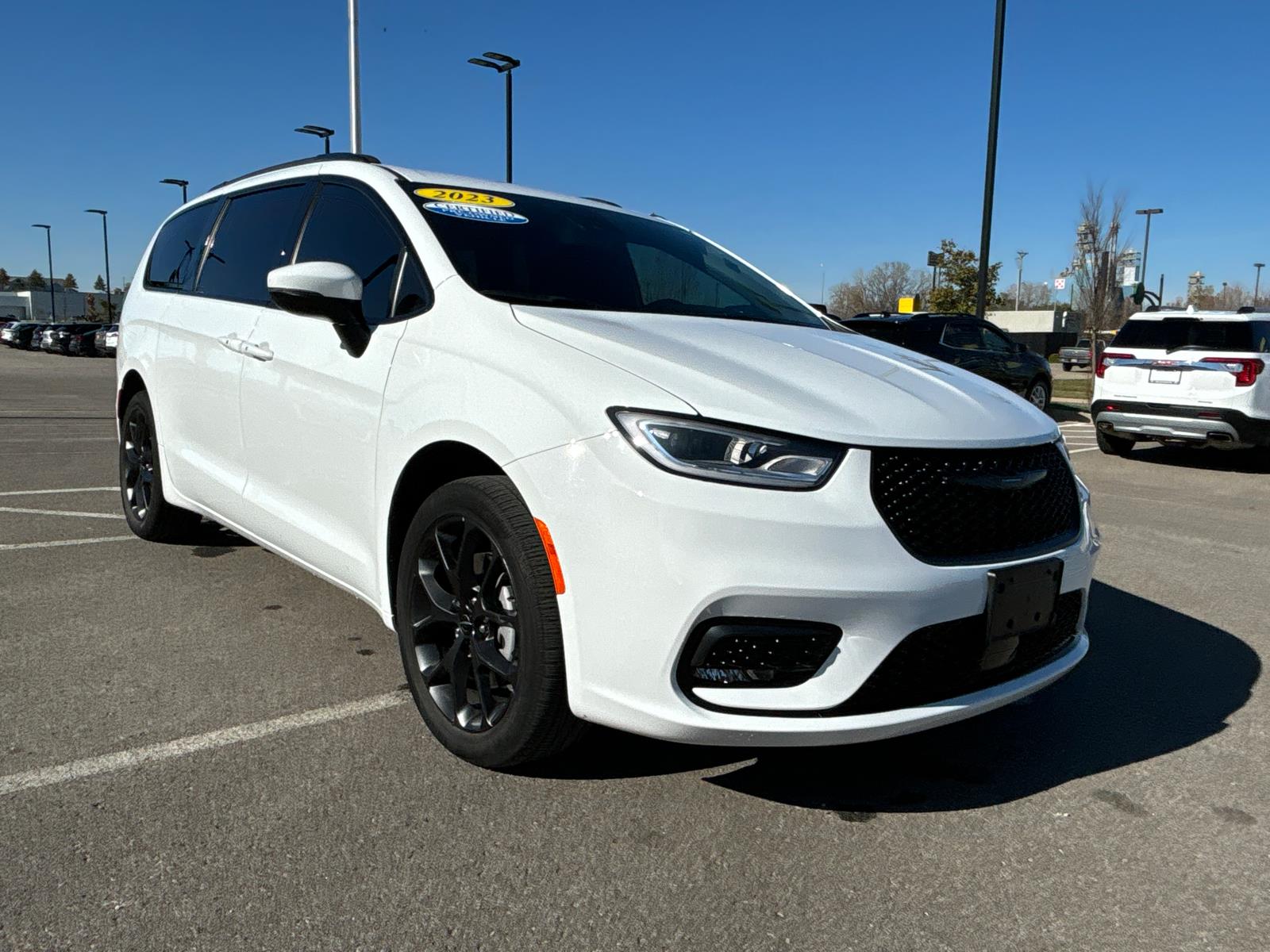 2023 Chrysler Pacifica Touring L 5