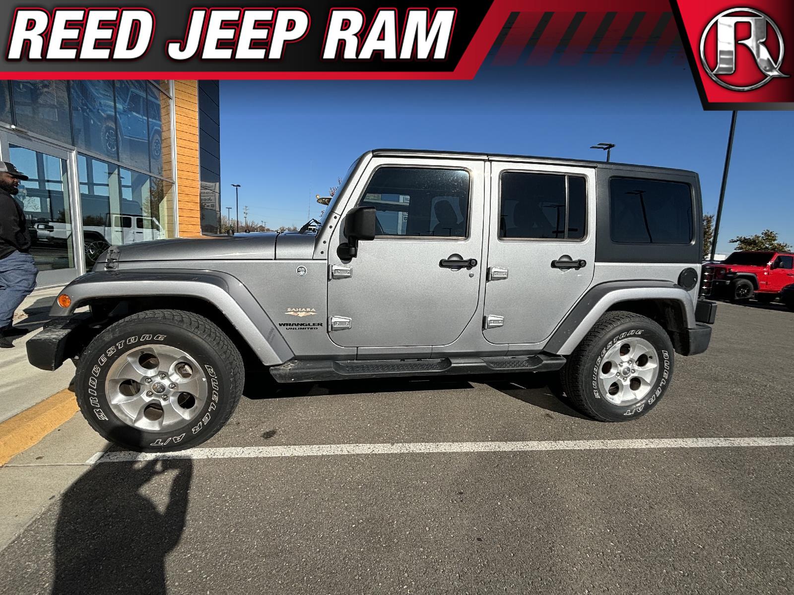 2013 Jeep Wrangler Unlimited Sahara 2