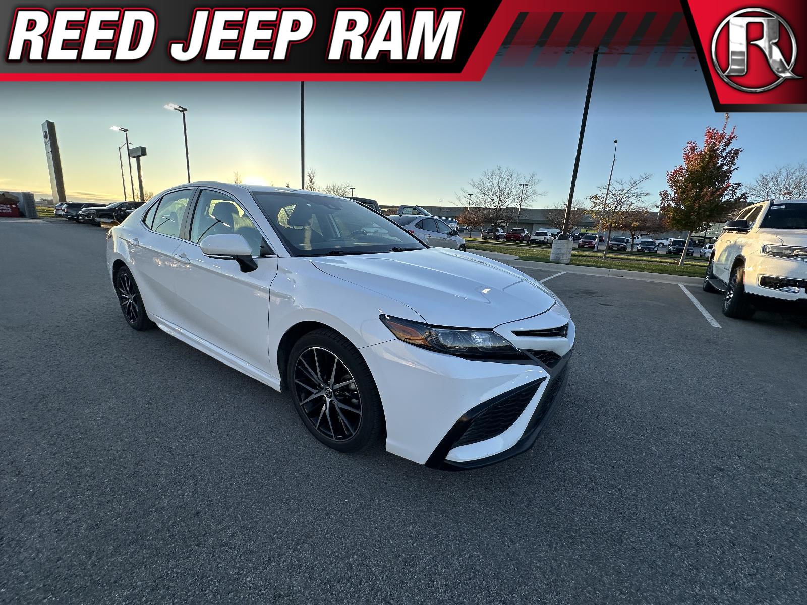 2023 Toyota Camry SE 5