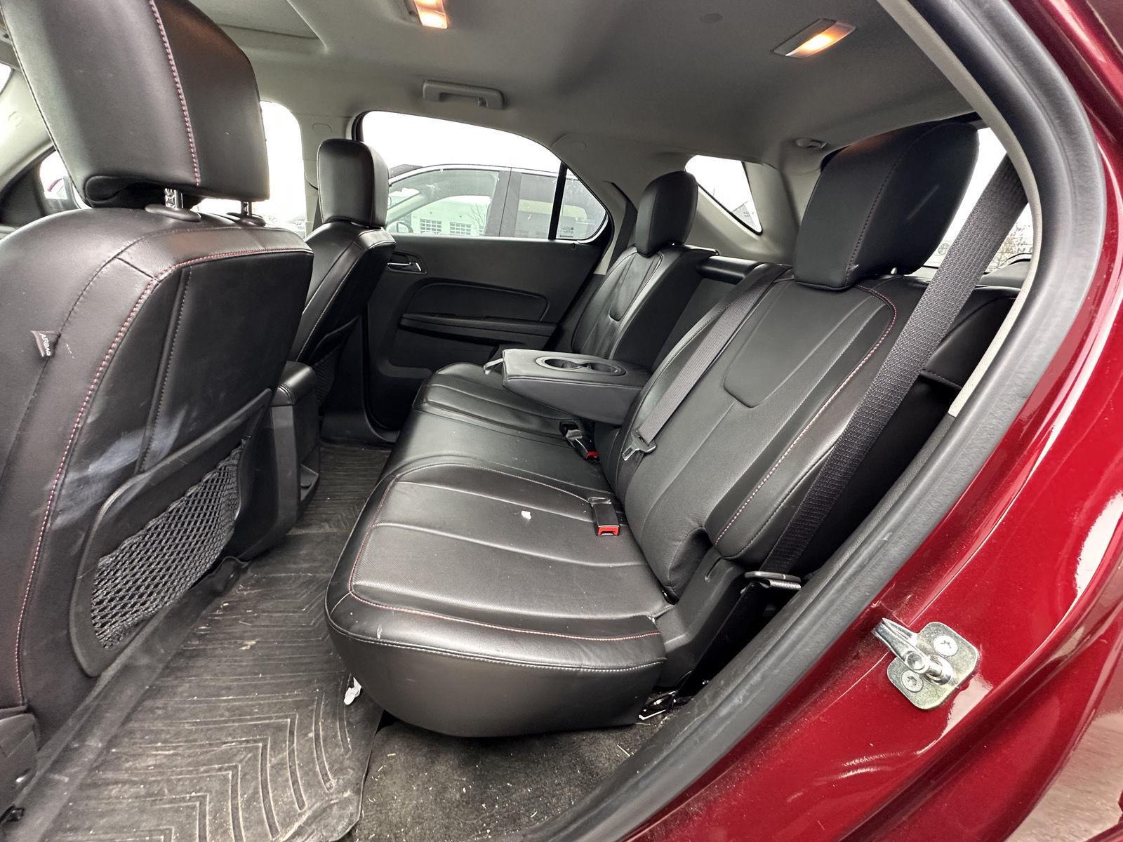 2017 Chevrolet Equinox Premier photo 2