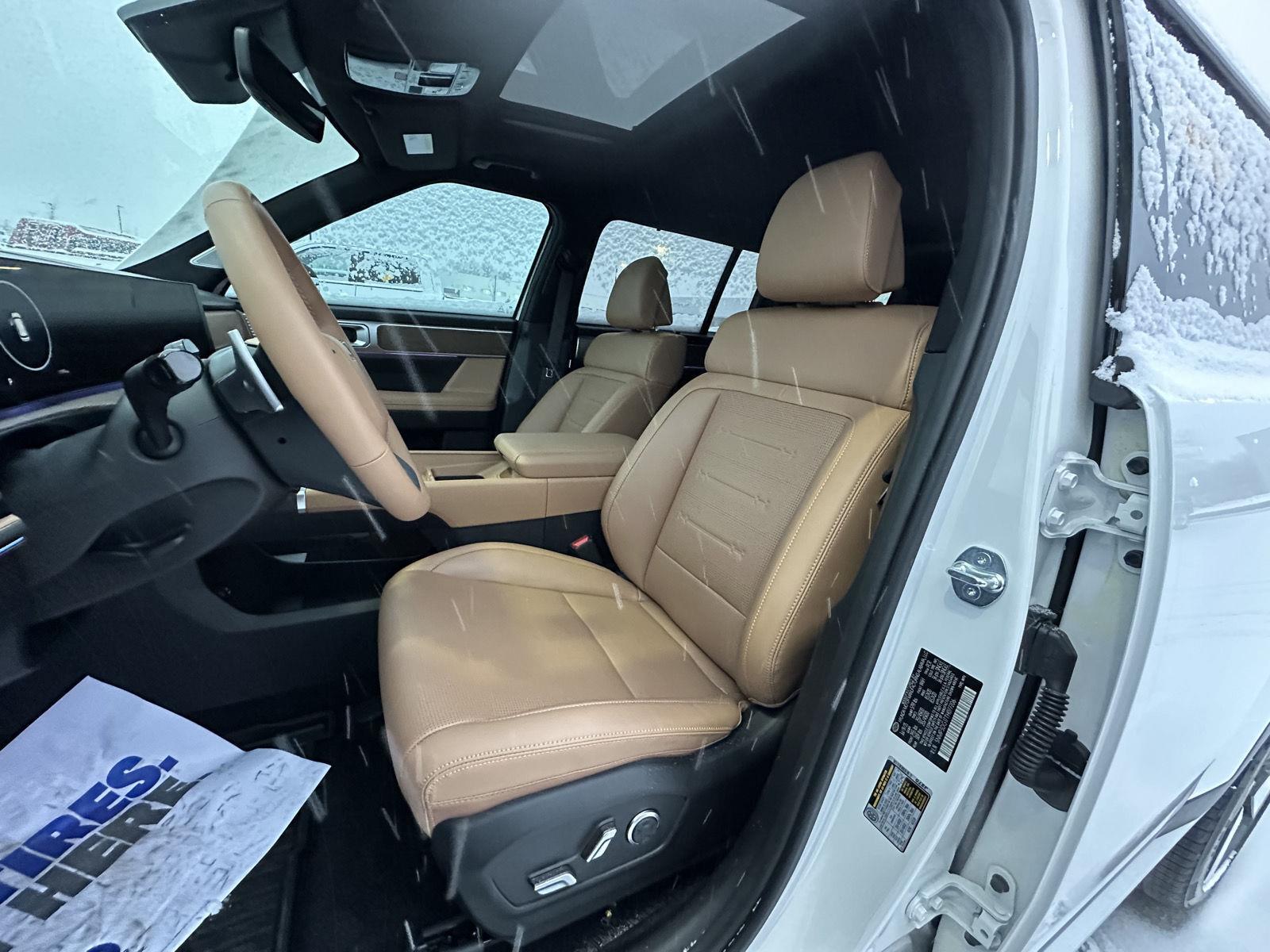 2026 Hyundai Santa Fe Limited photo 4