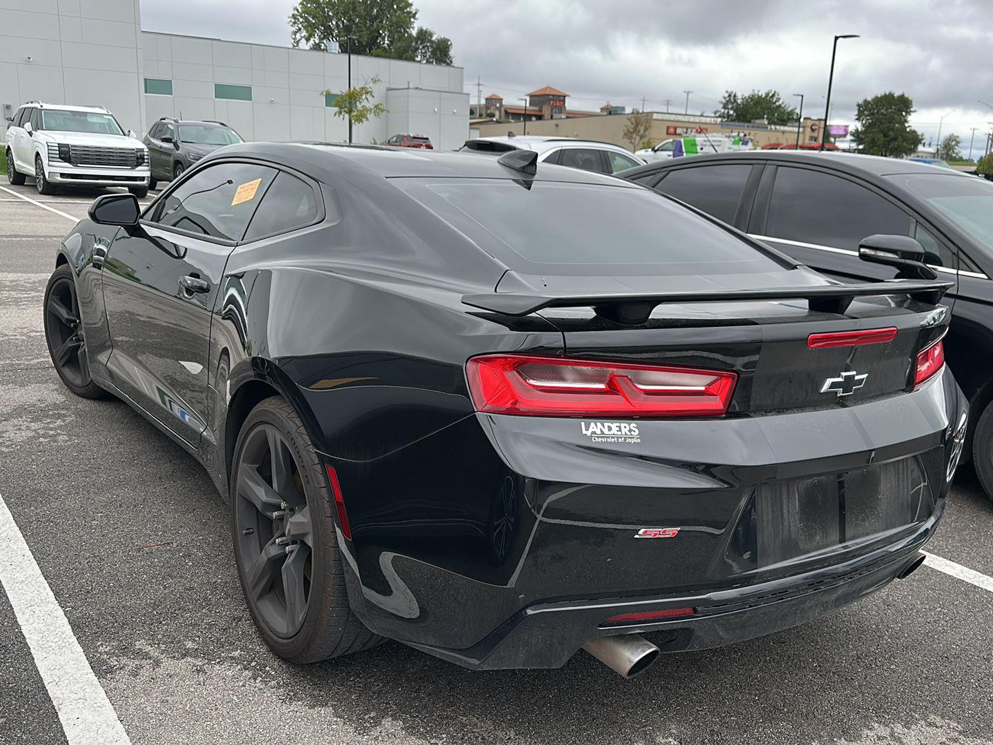 Used 2018 Chevrolet Camaro 1SS with VIN 1G1FE1R79J0112081 for sale in Kansas City