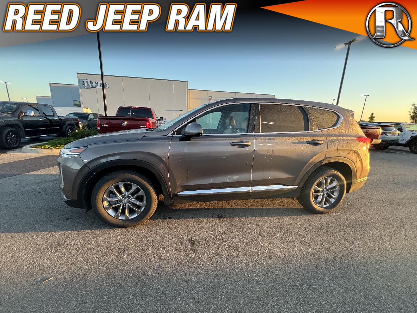 2019 Hyundai Santa Fe SE 2