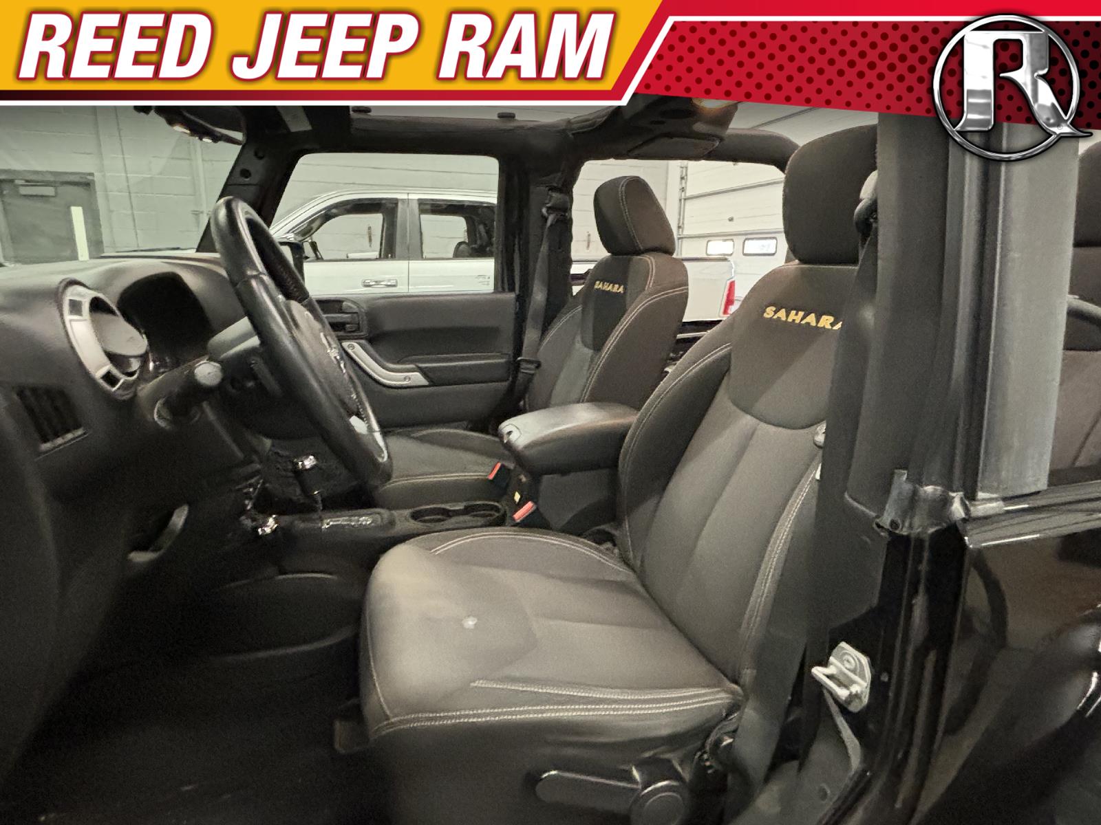 2015 Jeep Wrangler Sahara 9