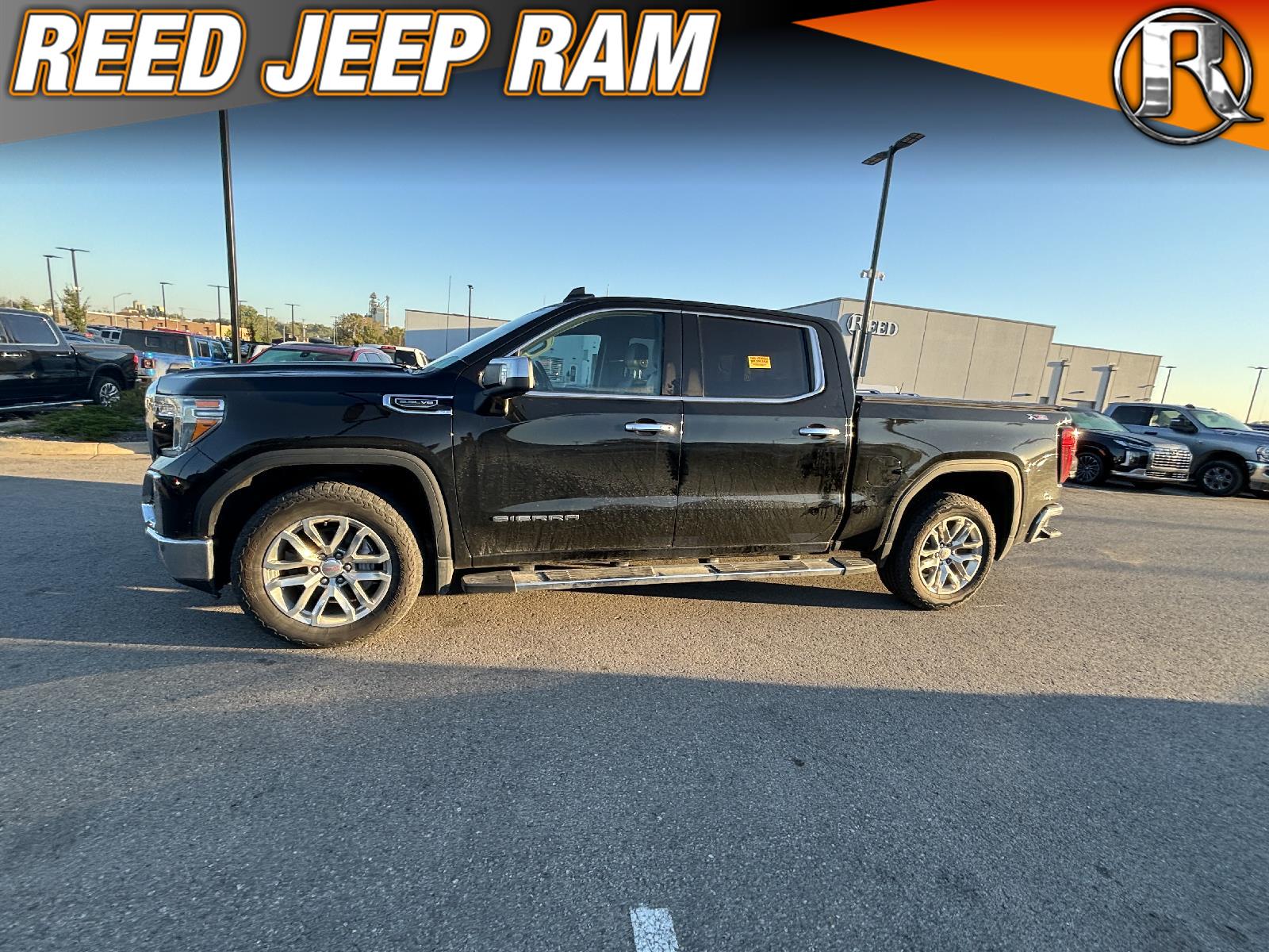 2019 GMC Sierra 1500 SLT 2