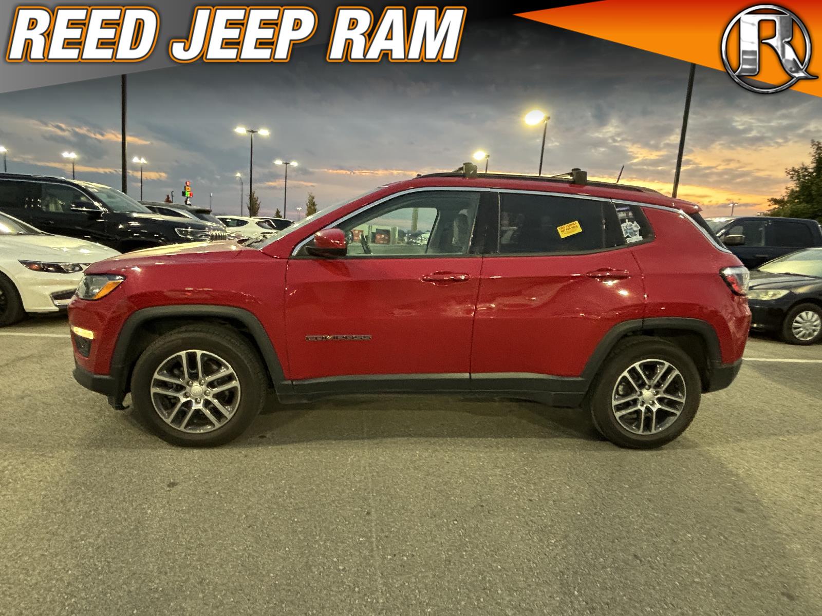 2018 Jeep Compass Latitude w/Sun/Wheel Pkg 2