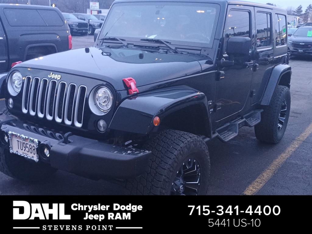2017 Jeep Wrangler Unlimited Sahara 4WD