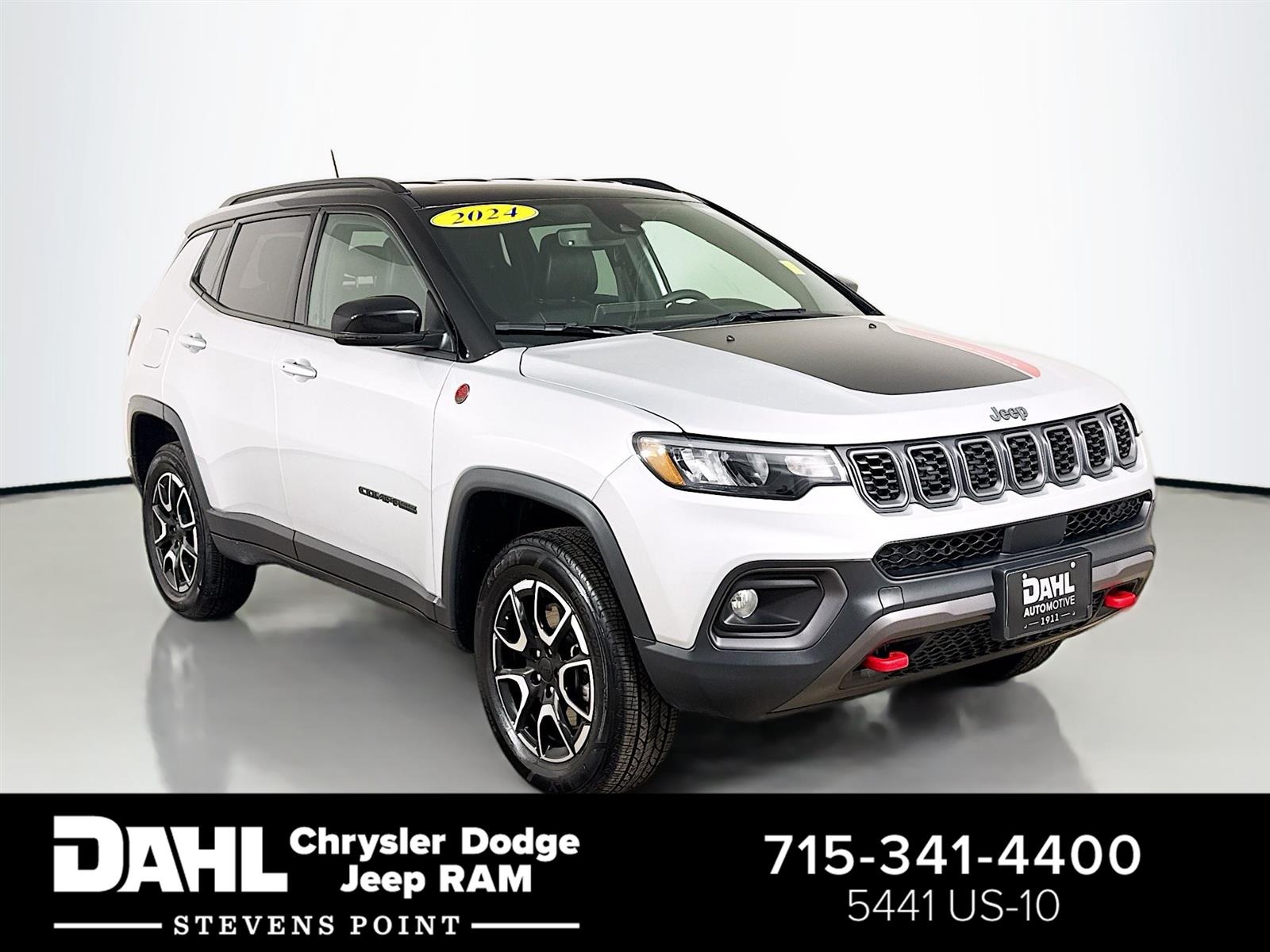 Silver Zynith Metallic Clearcoat 2024 Jeep Compass Trailhawk 4WD SUV / Crossover Four-Wheel Drive 8-Speed Automatic