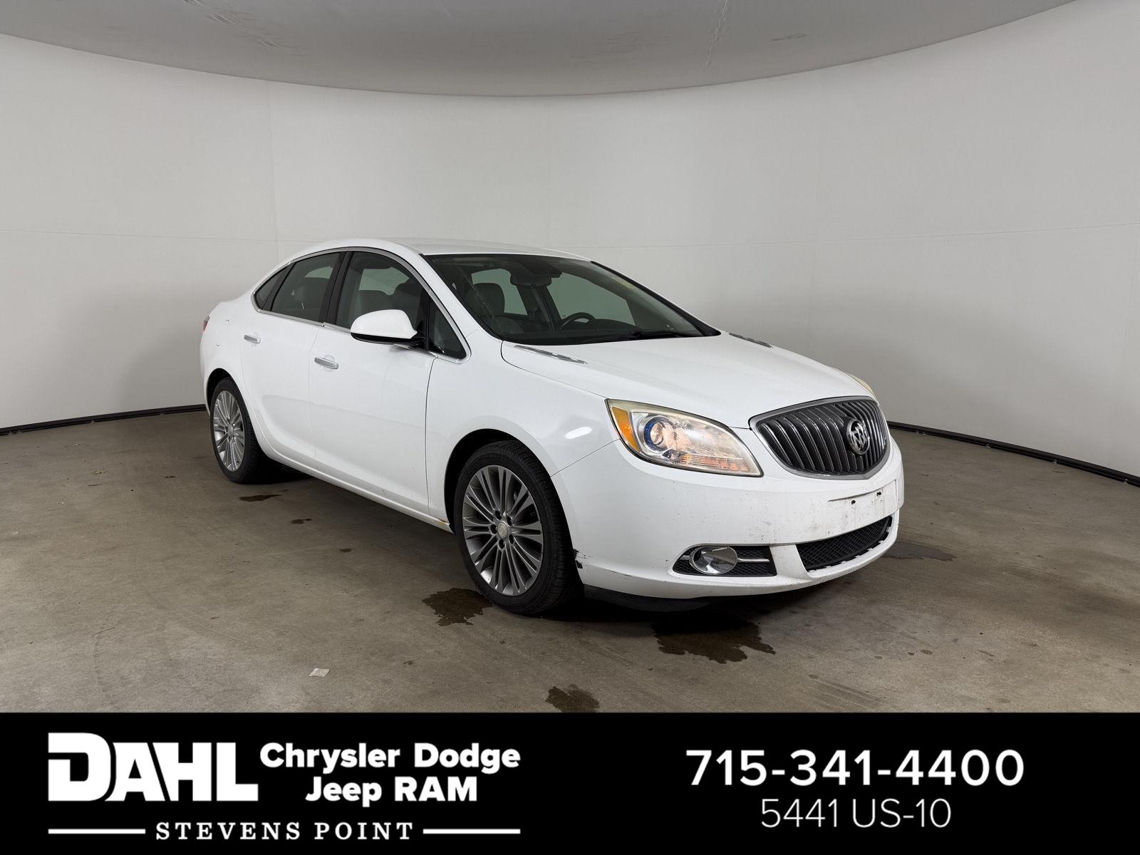Summit White 2014 Buick Verano FWD Sedan Front-Wheel Drive 6-Speed Automatic Overdrive