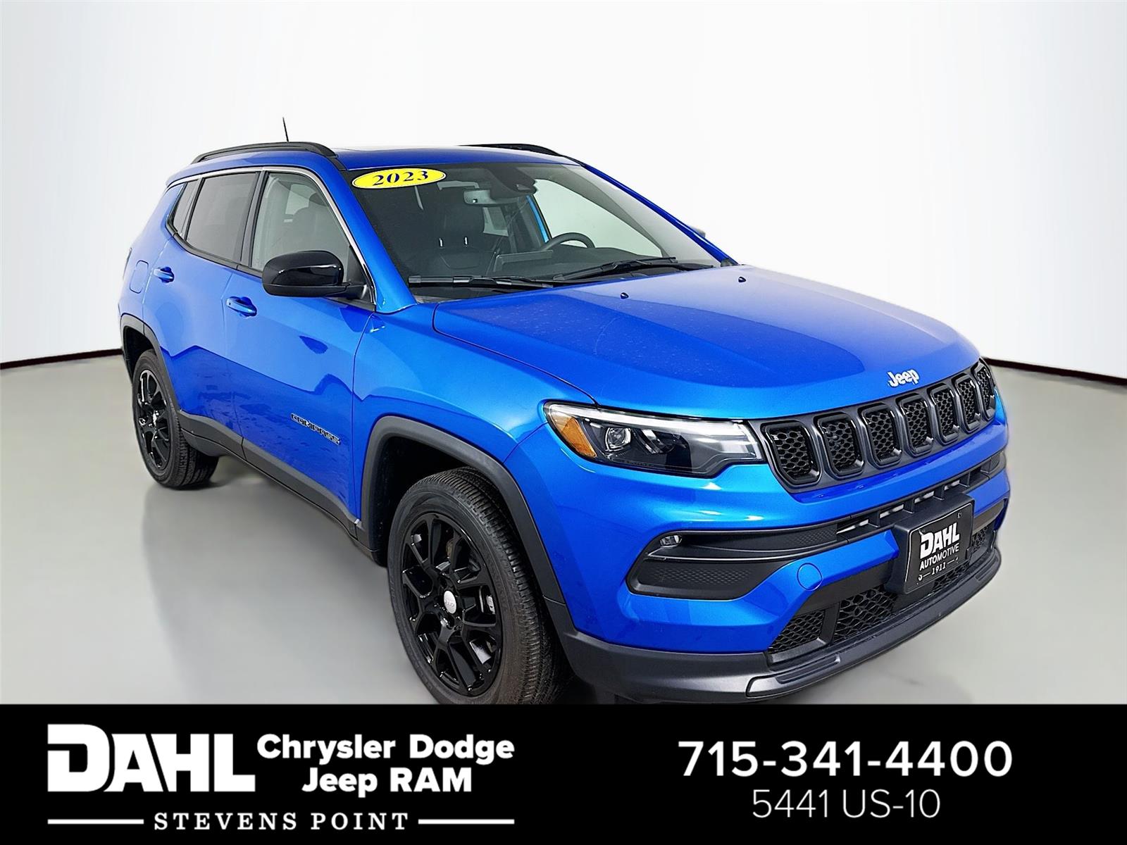 Laser Blue Pearlcoat 2023 Jeep Compass Latitude Lux 4WD SUV / Crossover Four-Wheel Drive 8-Speed Automatic