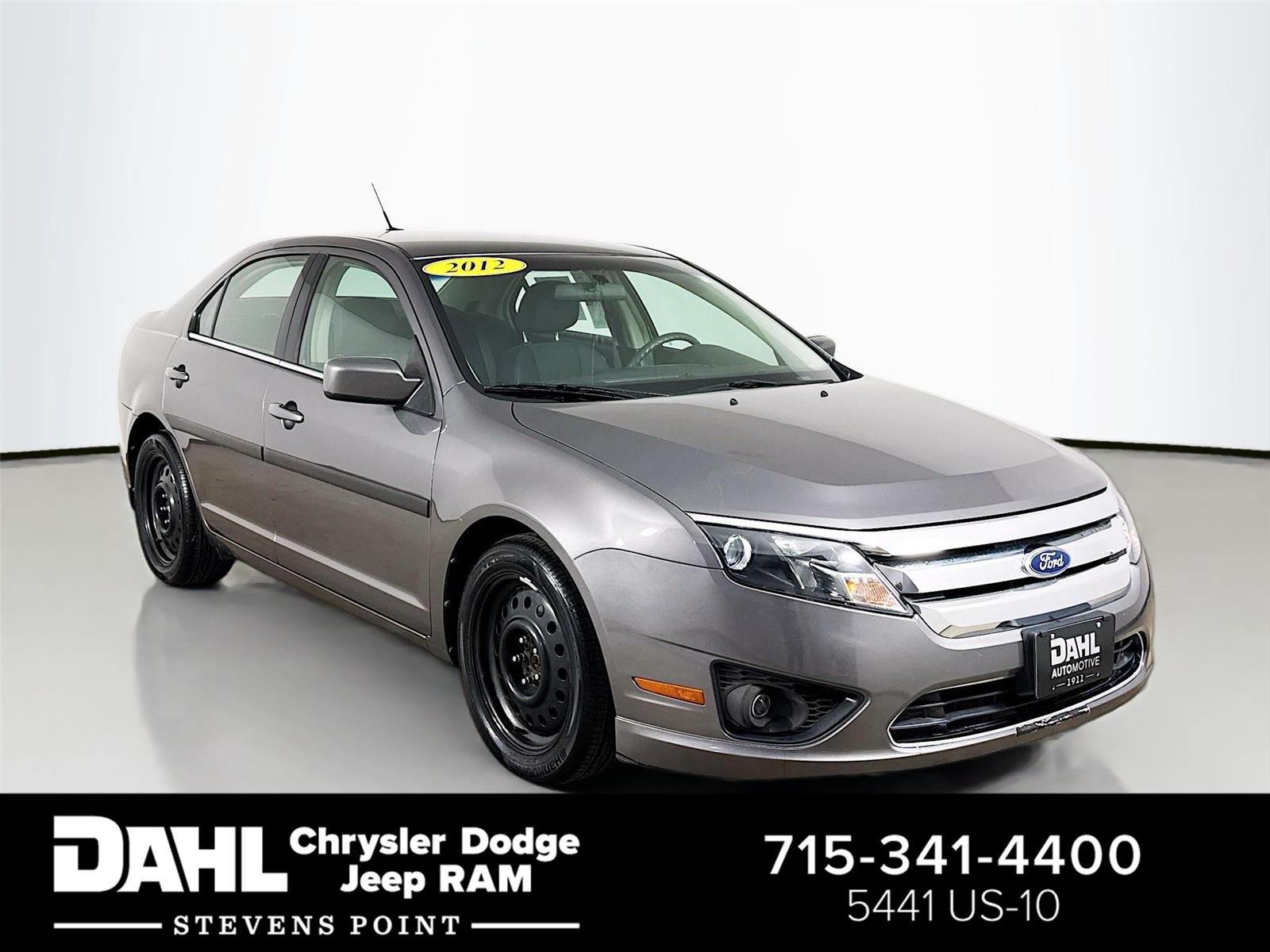 Sterling Gray Metallic 2012 Ford Fusion SE Sedan Front-Wheel Drive 6-Speed Automatic